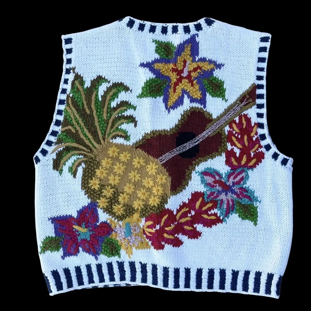 KNITTING NEEDLES Hawaii Vest Women’s Size M White Cotton Blend Hand Knit
